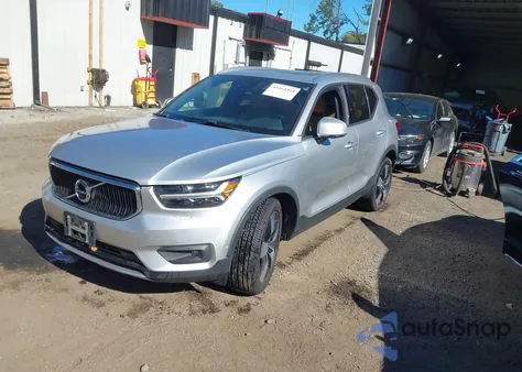 2019 Volvo Xc40 T5 Momentum/T5 R-Design from USA, damaged, VIN YV4162XZ2K2007667